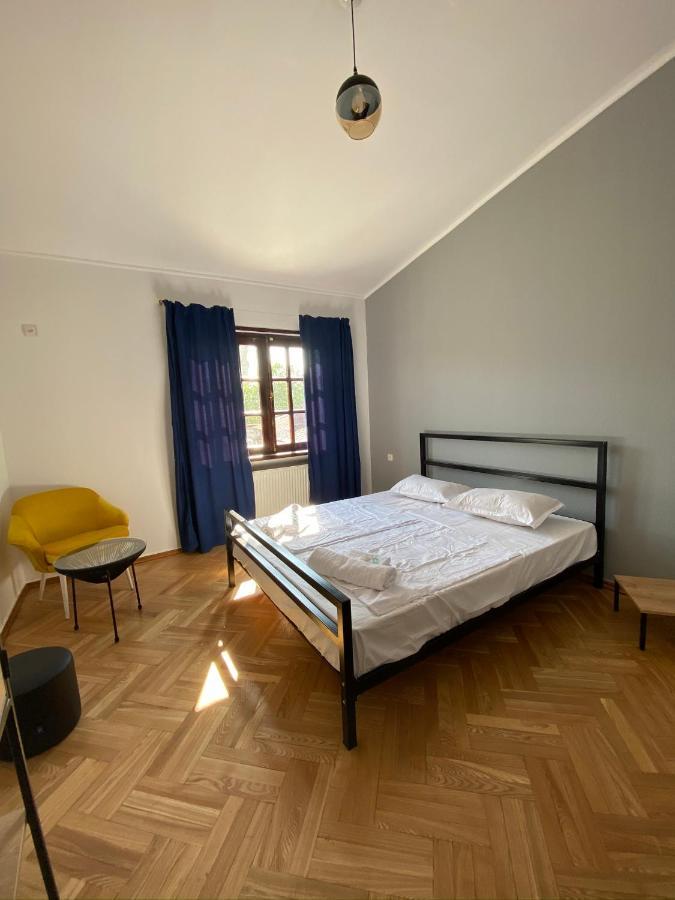 Apartamento Red Door Tiflis Exterior foto
