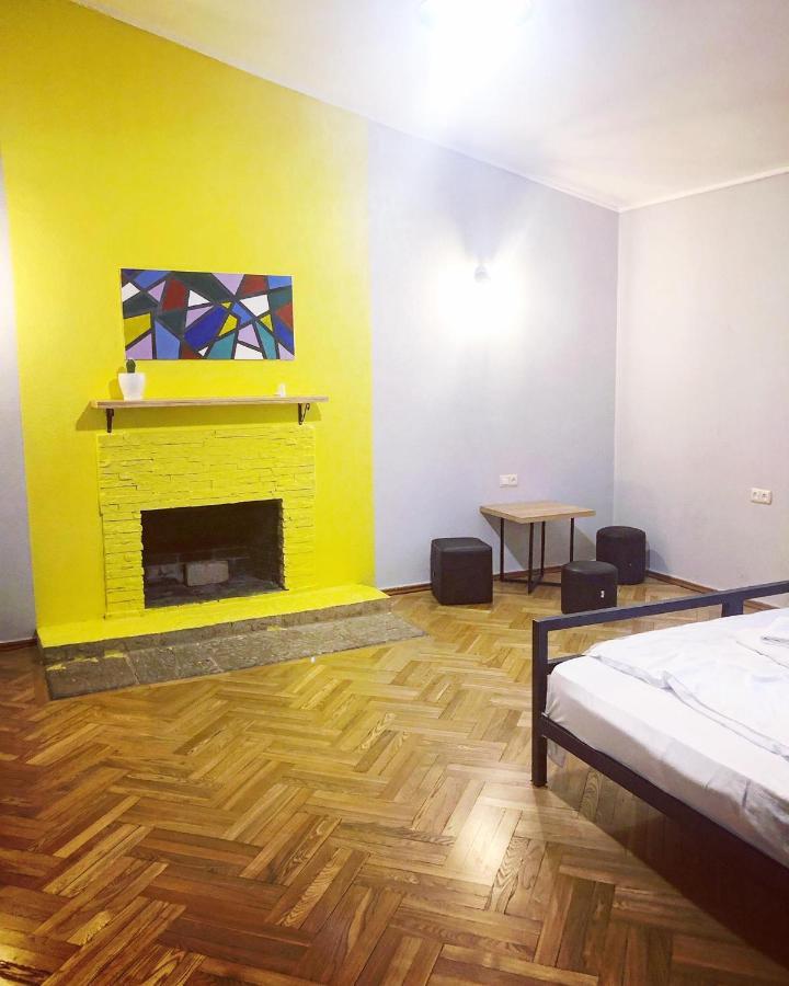 Apartamento Red Door Tiflis Exterior foto