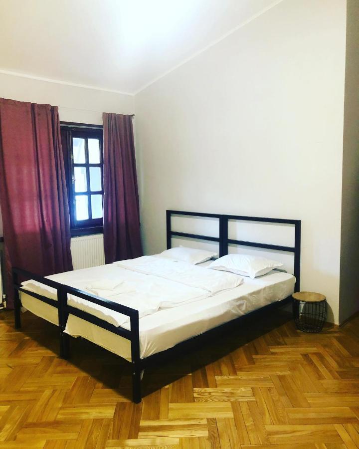 Apartamento Red Door Tiflis Exterior foto